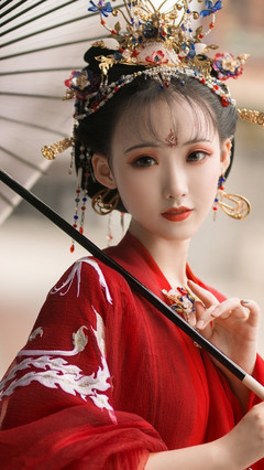 秘密的沉沦场景原版
