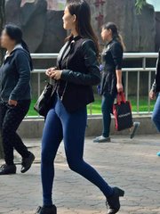 床上的夜行照片高清未删减